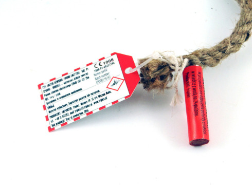 Odstraszacz hukowy na zwierzynę Huker XP001 sznur 6 godzin komplet 12 sztuk 