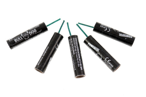 Petardy Powerfull Bad Bulldog NEC 2 gramy zestaw 200 sztuk TXP858 